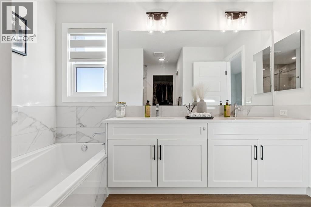 170 Creekstone Path Sw, Calgary, Alberta  T2X 4P8 - Photo 33 - A2285765