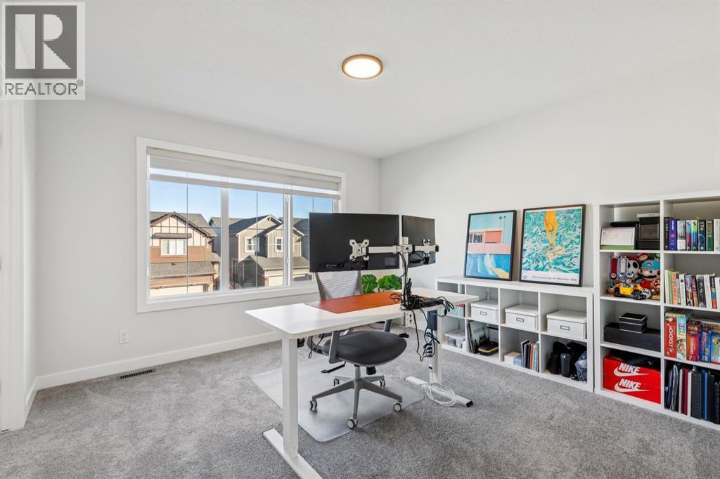 170 Creekstone Path Sw, Calgary, Alberta  T2X 4P8 - Photo 38 - A2285765