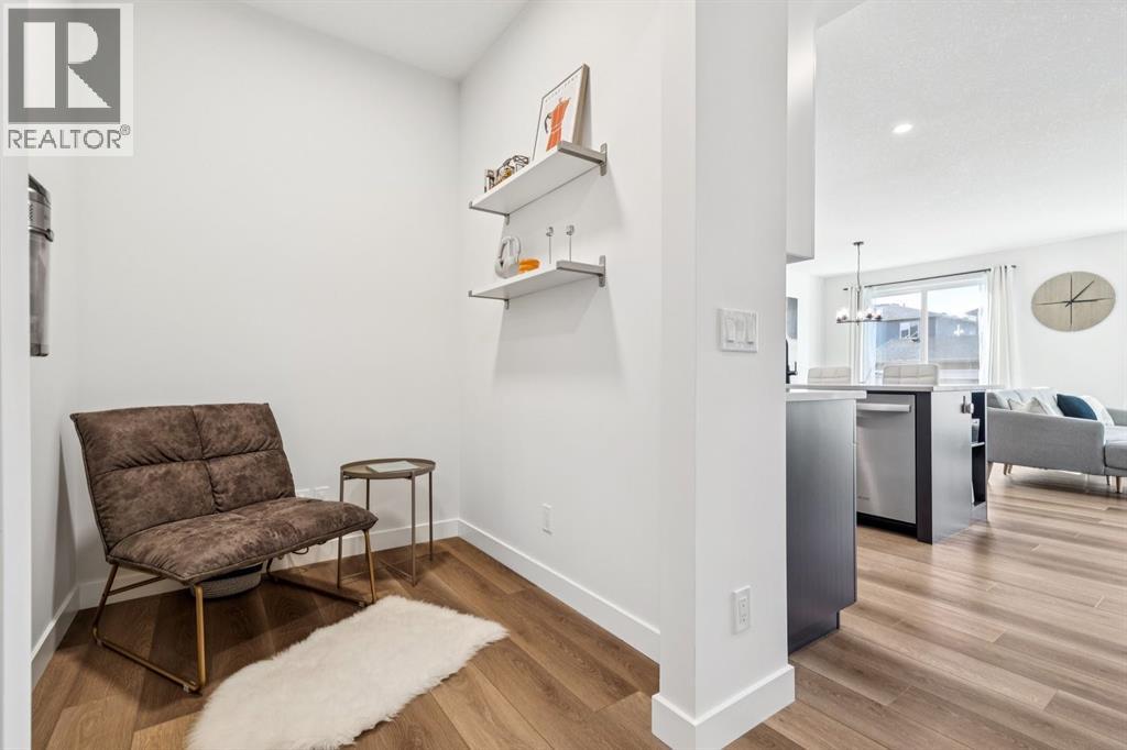 170 Creekstone Path Sw, Calgary, Alberta  T2X 4P8 - Photo 5 - A2285765