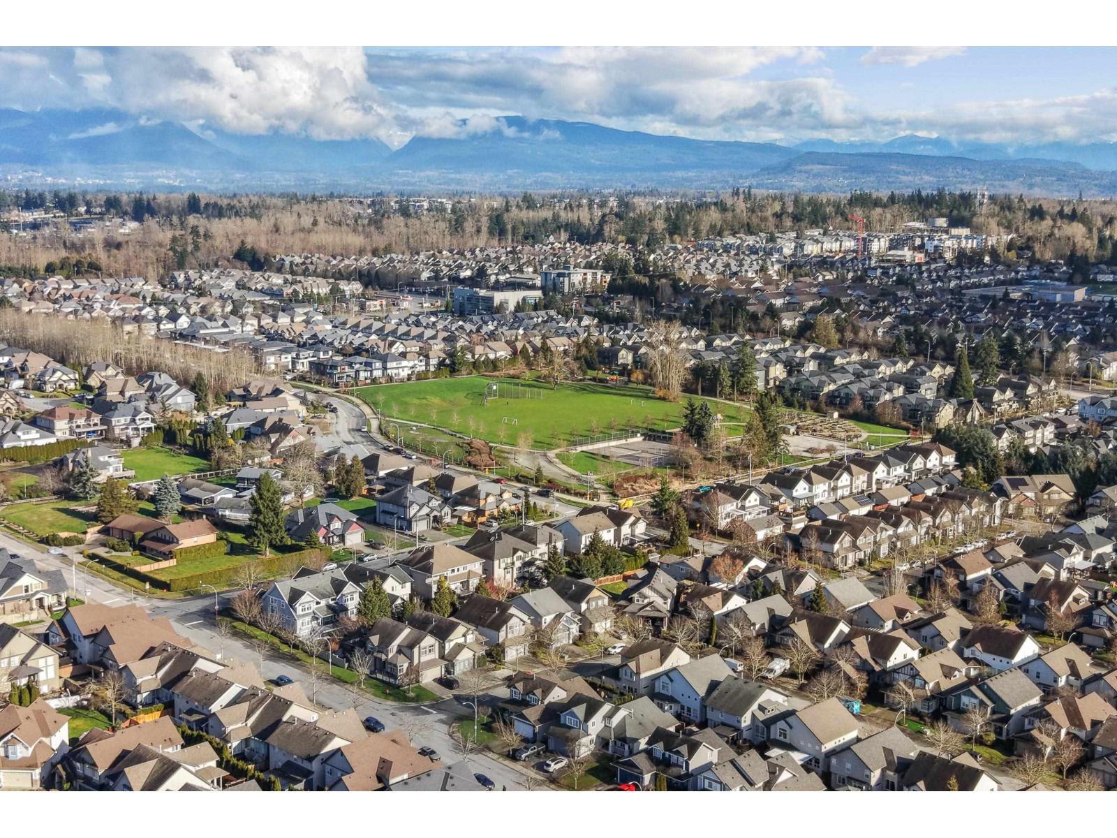 6865 196th Street, Surrey, British Columbia  V4N 5Y9 - Photo 37 - R3089213