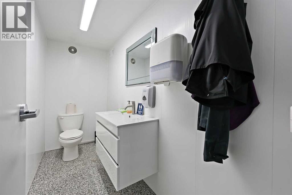 25113 Twp Rd 272, Rural Rocky View County, Alberta  T4B 4Y7 - Photo 34 - A2264162