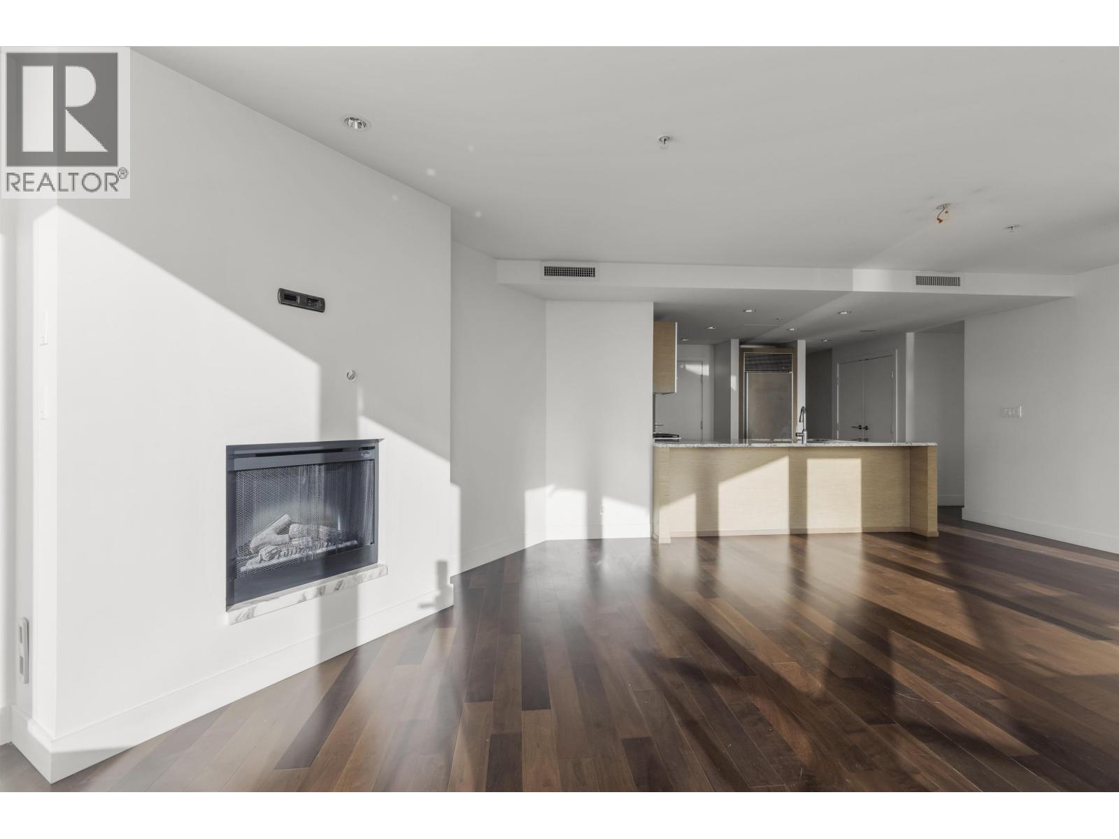 Listing Picture 16 of 40 : 3308 1111 ALBERNI STREET, Vancouver / 溫哥華 - 魯藝地產 Yvonne Lu Group - MLS Medallion Club Member