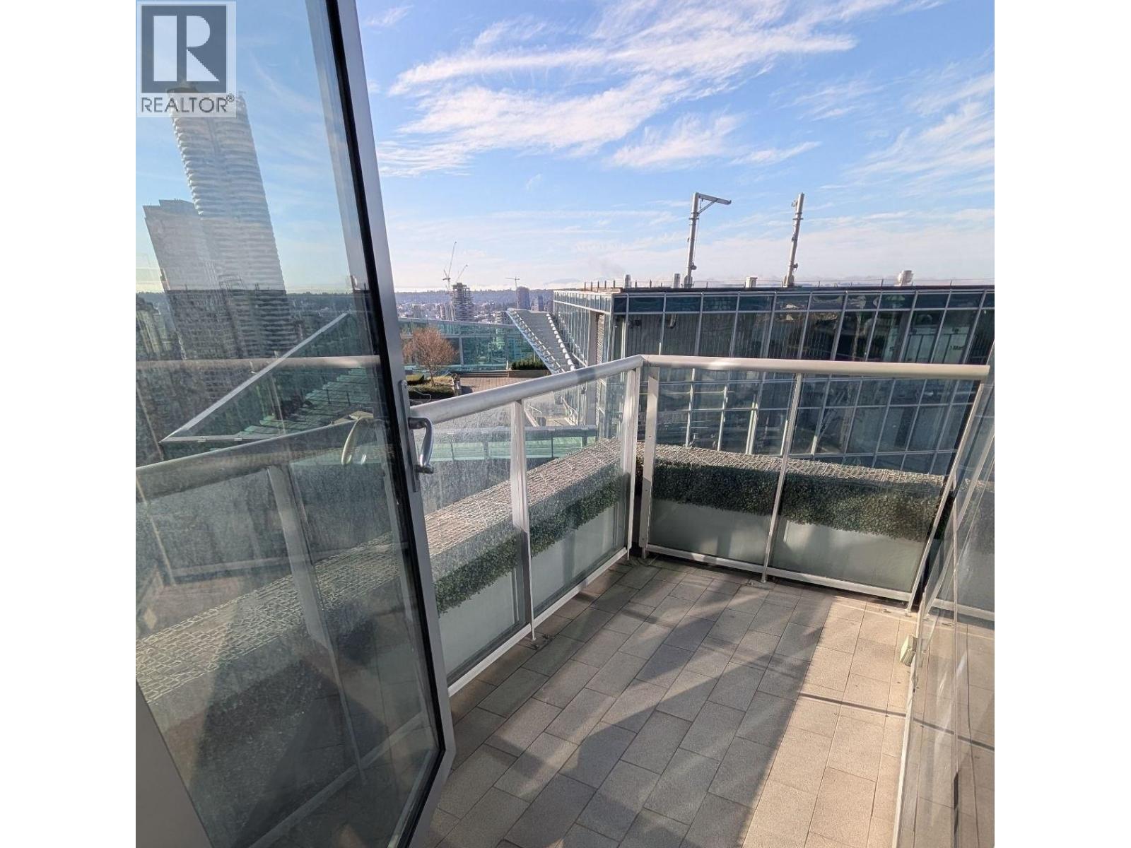 Listing Picture 37 of 40 : 3308 1111 ALBERNI STREET, Vancouver / 溫哥華 - 魯藝地產 Yvonne Lu Group - MLS Medallion Club Member