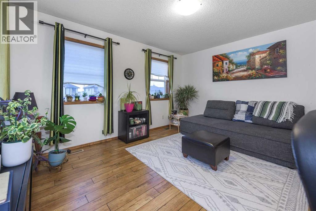 74 Tuscany Springs Hill Nw, Calgary, Alberta  T3L 3E4 - Photo 17 - A2286017