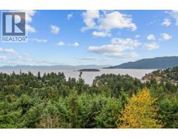 5532 WESTHAVEN ROAD, West Vancouver, British Columbia