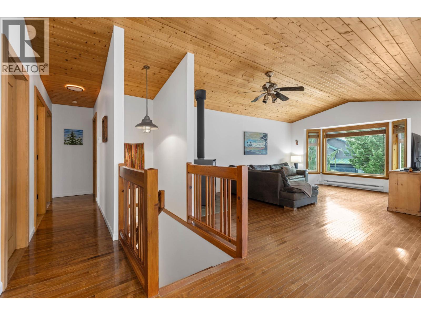 1469 Olive Street, Pemberton, British Columbia  V0N 2L0 - Photo 7 - R3067735