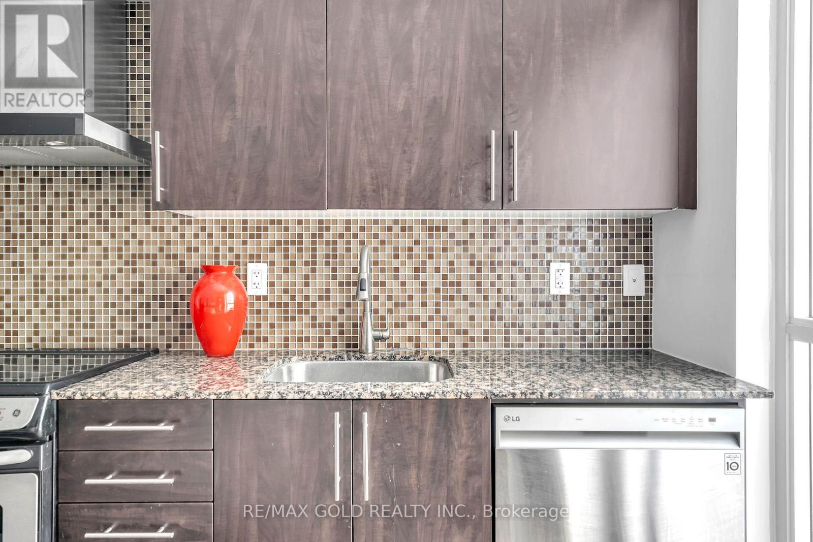 710 - 352 Front Street W, Toronto, Ontario  M5V 1B5 - Photo 16 - C12784788