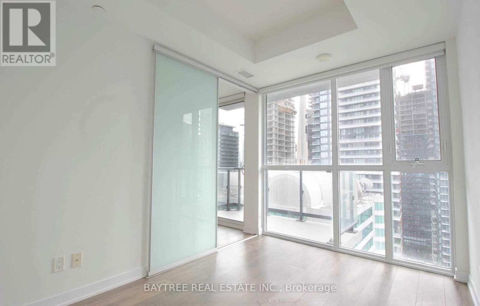 2015 - 87 Peter Street, Toronto, Ontario  M5V 0P1 - Photo 7 - C12784874