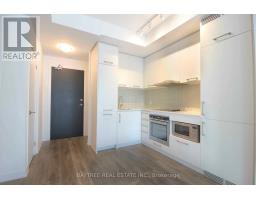 2015 - 87 PETER STREET, Toronto, Ontario