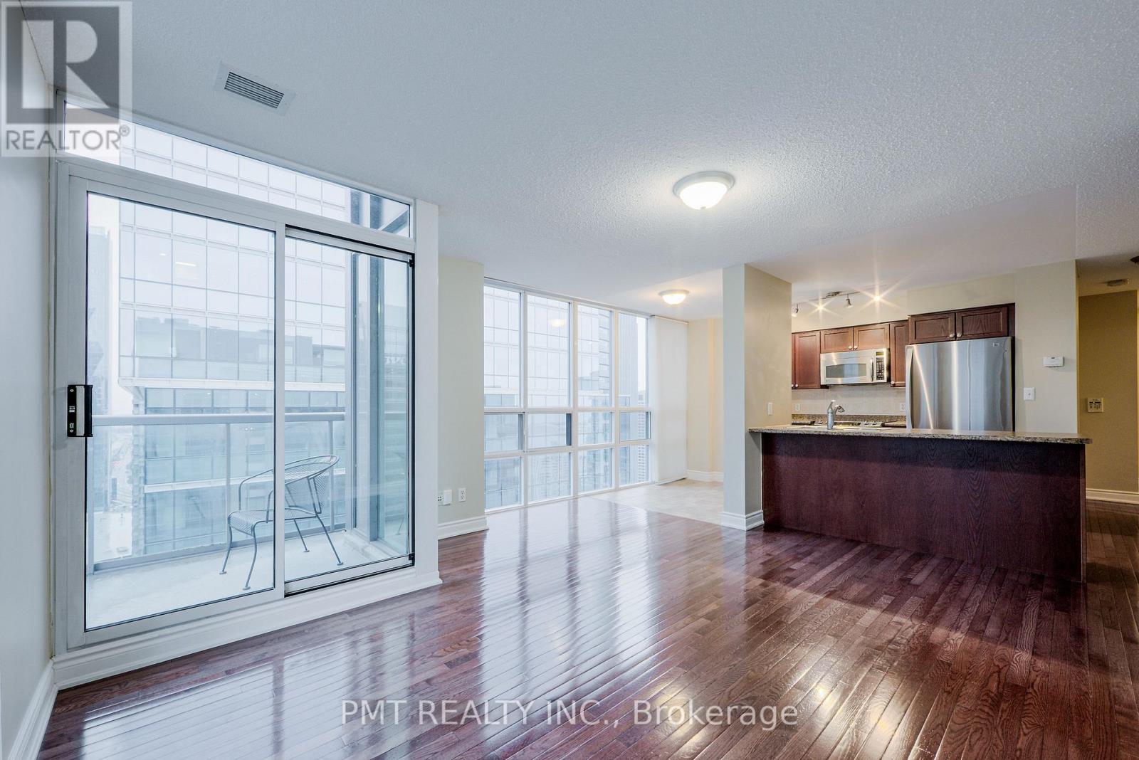 Ph06 - 30 Grand Trunk Crescent, Toronto, Ontario  M5J 3A4 - Photo 10 - C12784892