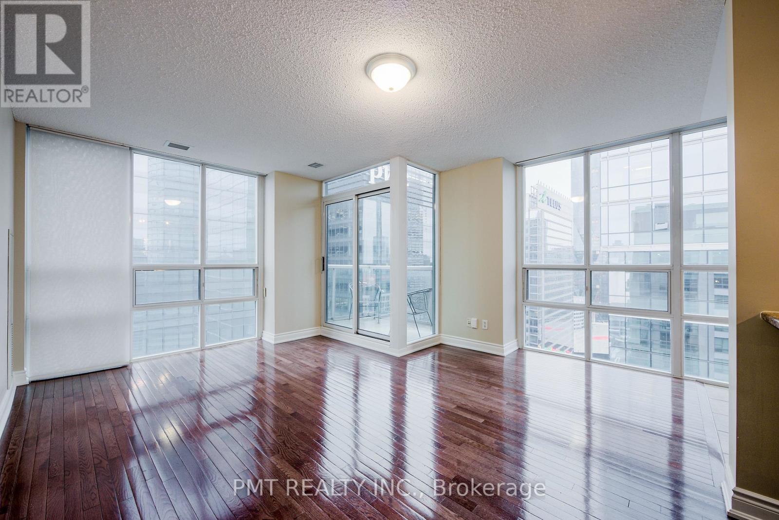Ph06 - 30 Grand Trunk Crescent, Toronto, Ontario  M5J 3A4 - Photo 12 - C12784892