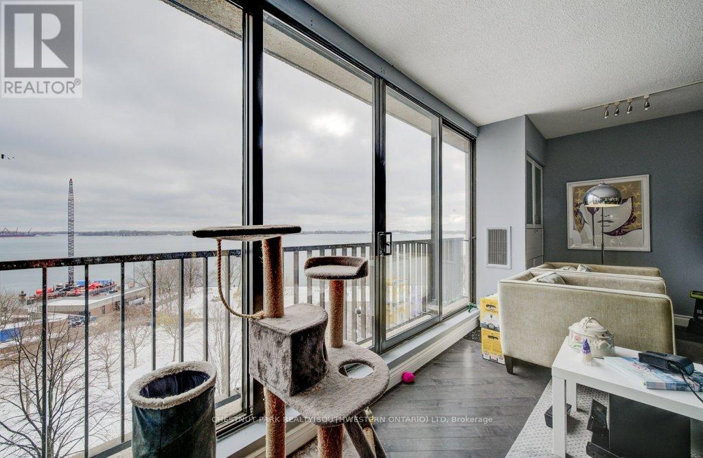 1017 - 33 Harbour Square, Toronto, Ontario  M5J 2G2 - Photo 19 - C12784908