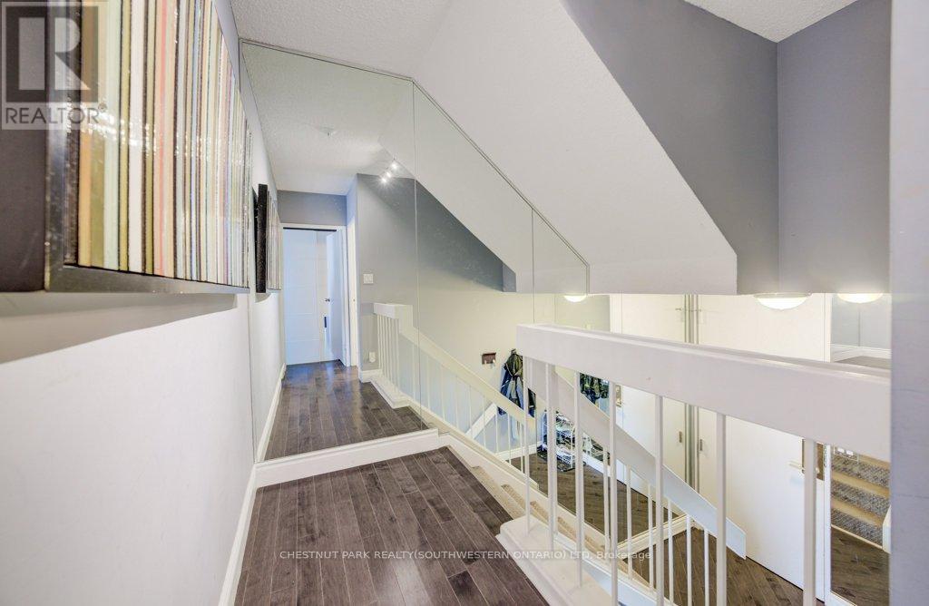 1017 - 33 Harbour Square, Toronto, Ontario  M5J 2G2 - Photo 30 - C12784908