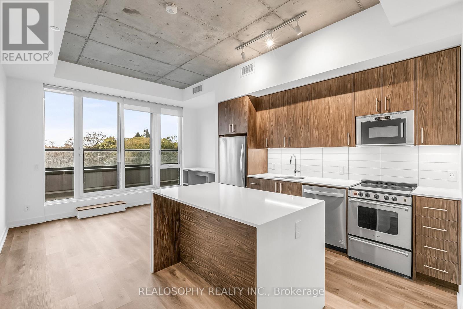 505 - 115 Larchmount Avenue, Toronto, Ontario  M4M 2Y6 - Photo 2 - E12784882