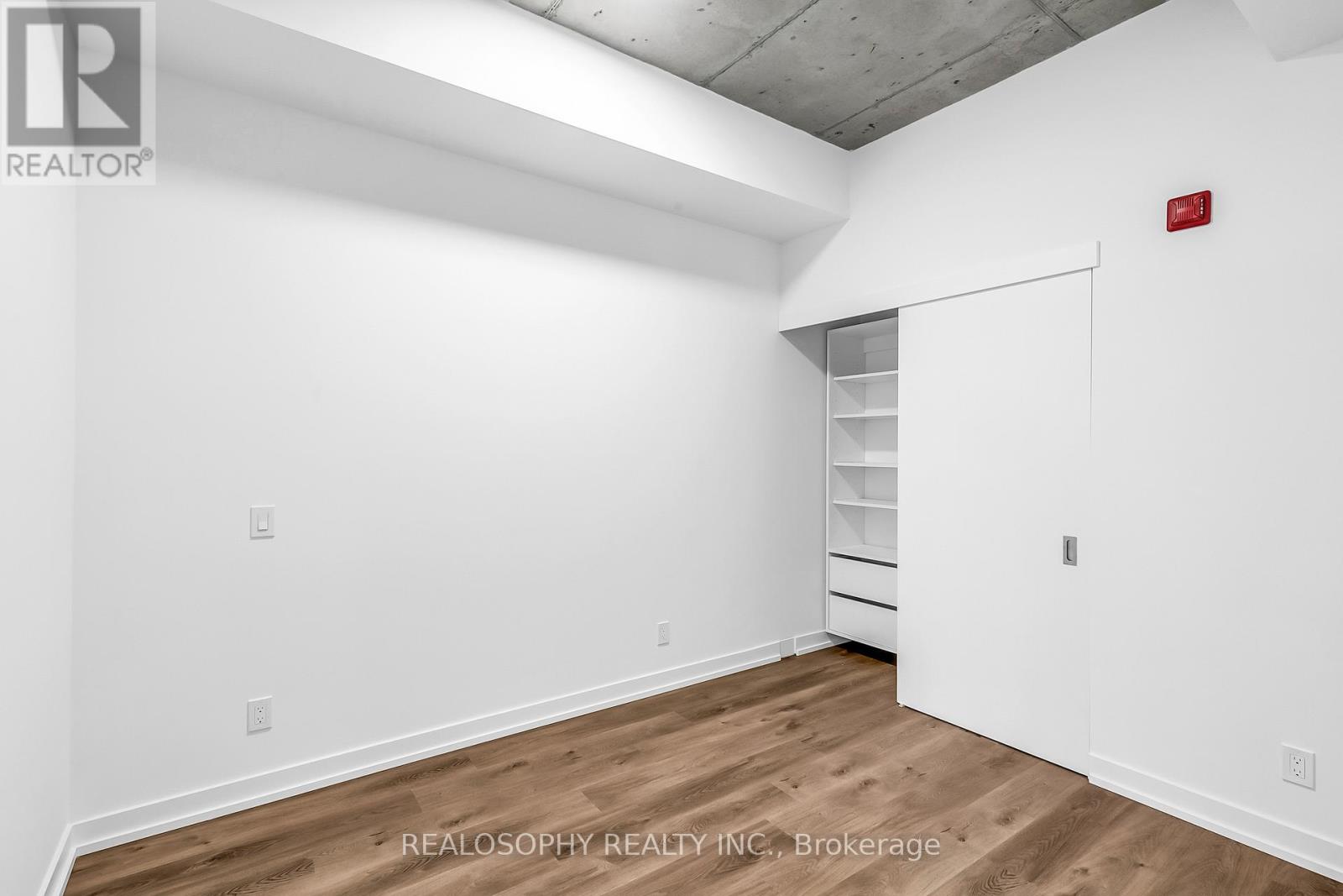 505 - 115 Larchmount Avenue, Toronto, Ontario  M4M 2Y6 - Photo 6 - E12784882