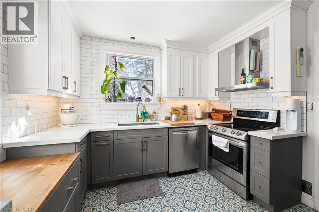 775 S Queen Street S, Kitchener, Ontario  N2M 1A5 - Photo 4 - 40804392