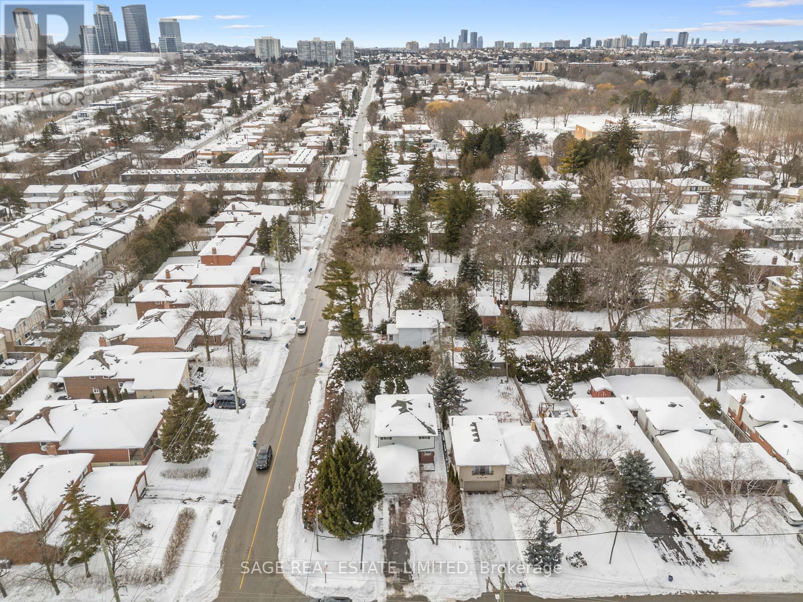 2 Johnson Street, Markham, Ontario  L3T 2N7 - Photo 19 - N12784764