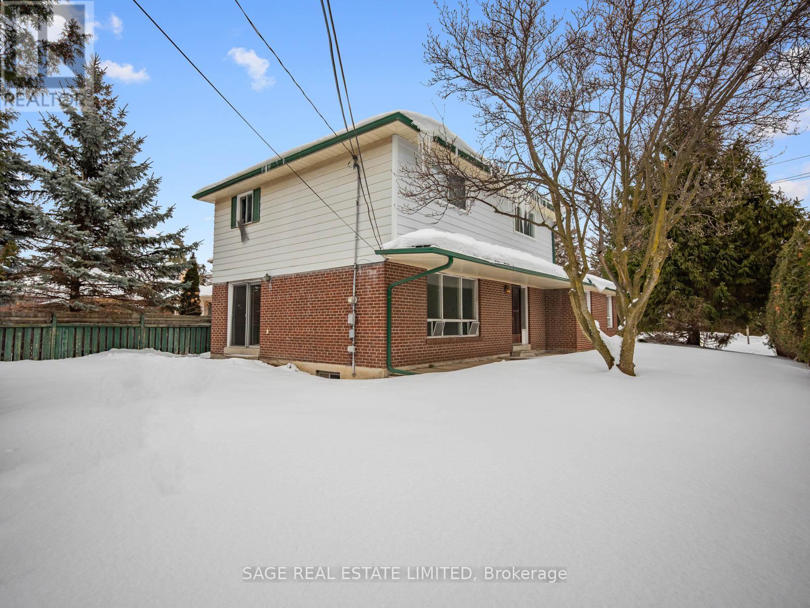 2 Johnson Street, Markham, Ontario  L3T 2N7 - Photo 7 - N12784764