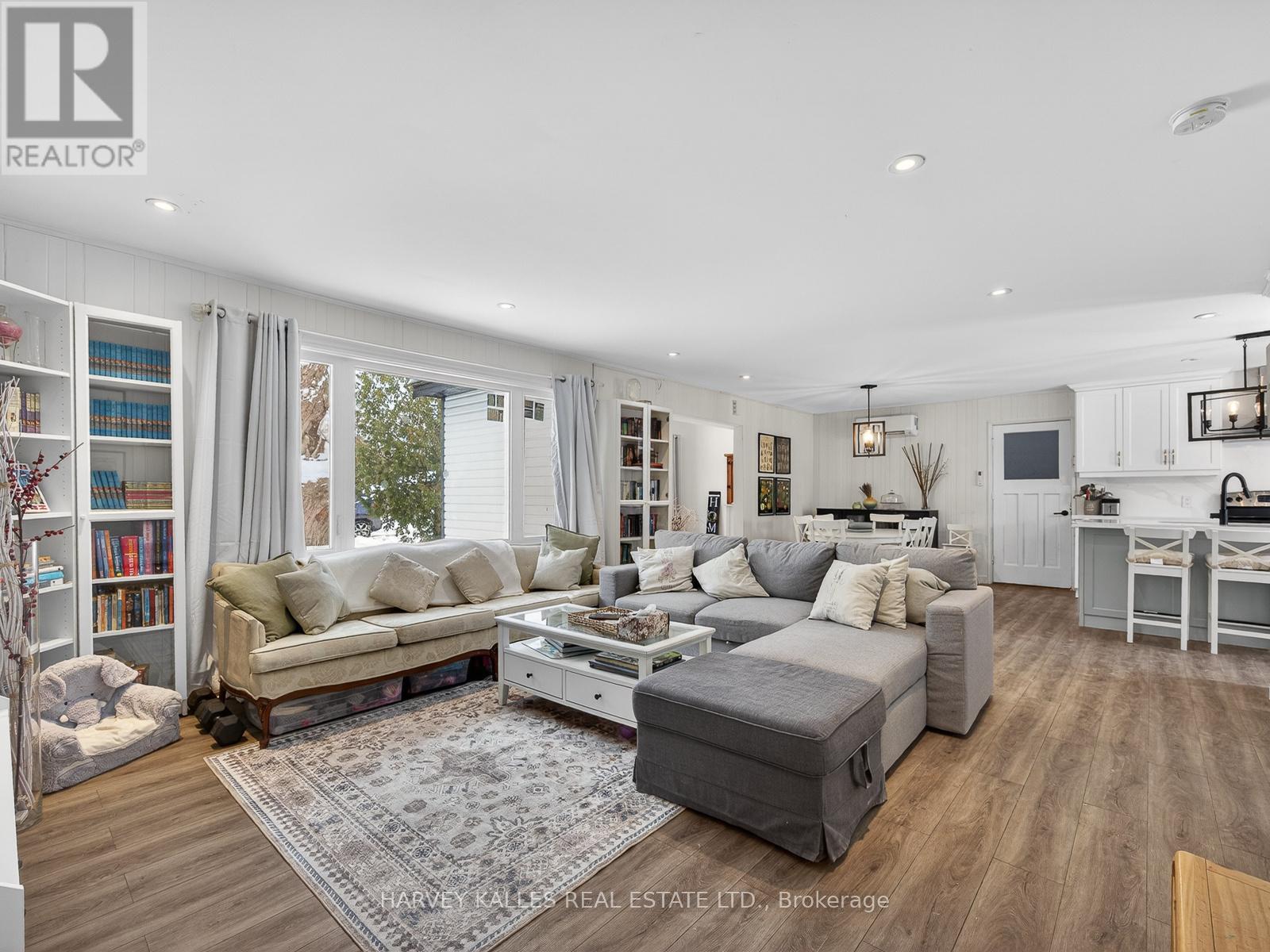 22 Second Street, Georgina, Ontario  L0E 1E0 - Photo 13 - N12784894