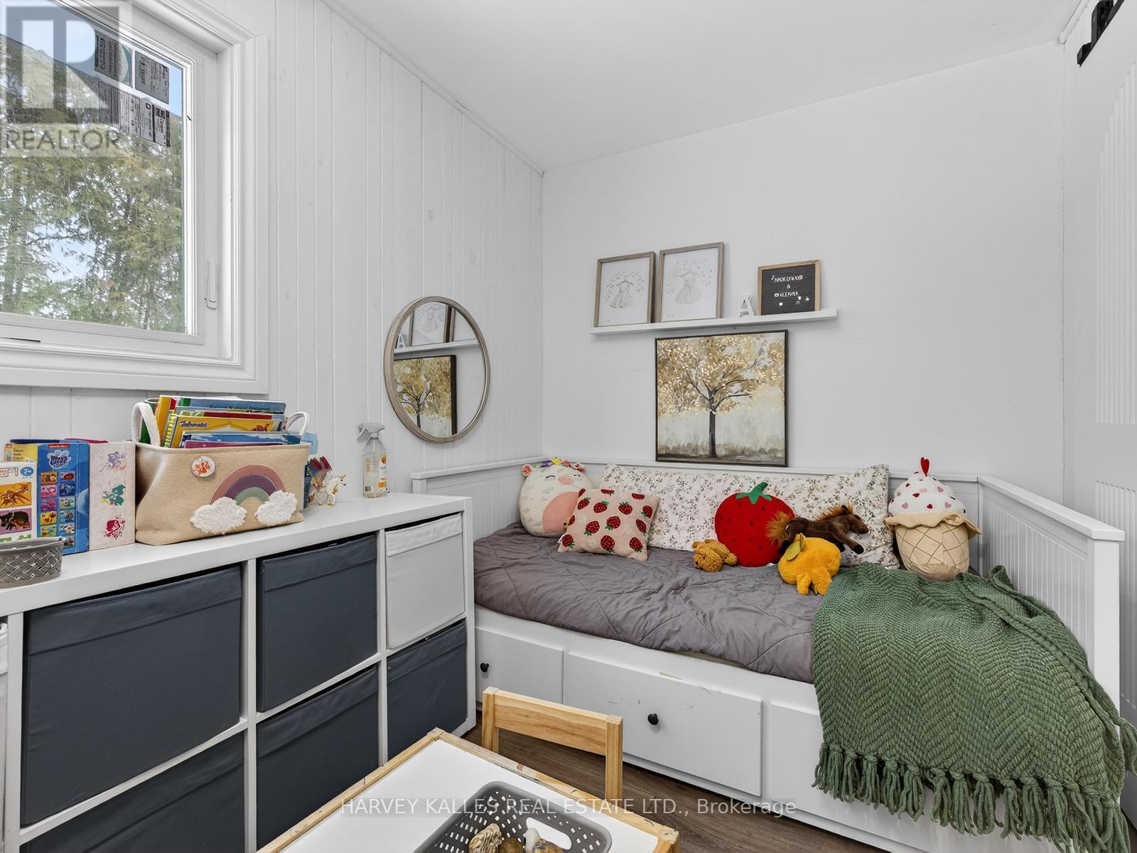 22 Second Street, Georgina, Ontario  L0E 1E0 - Photo 25 - N12784894