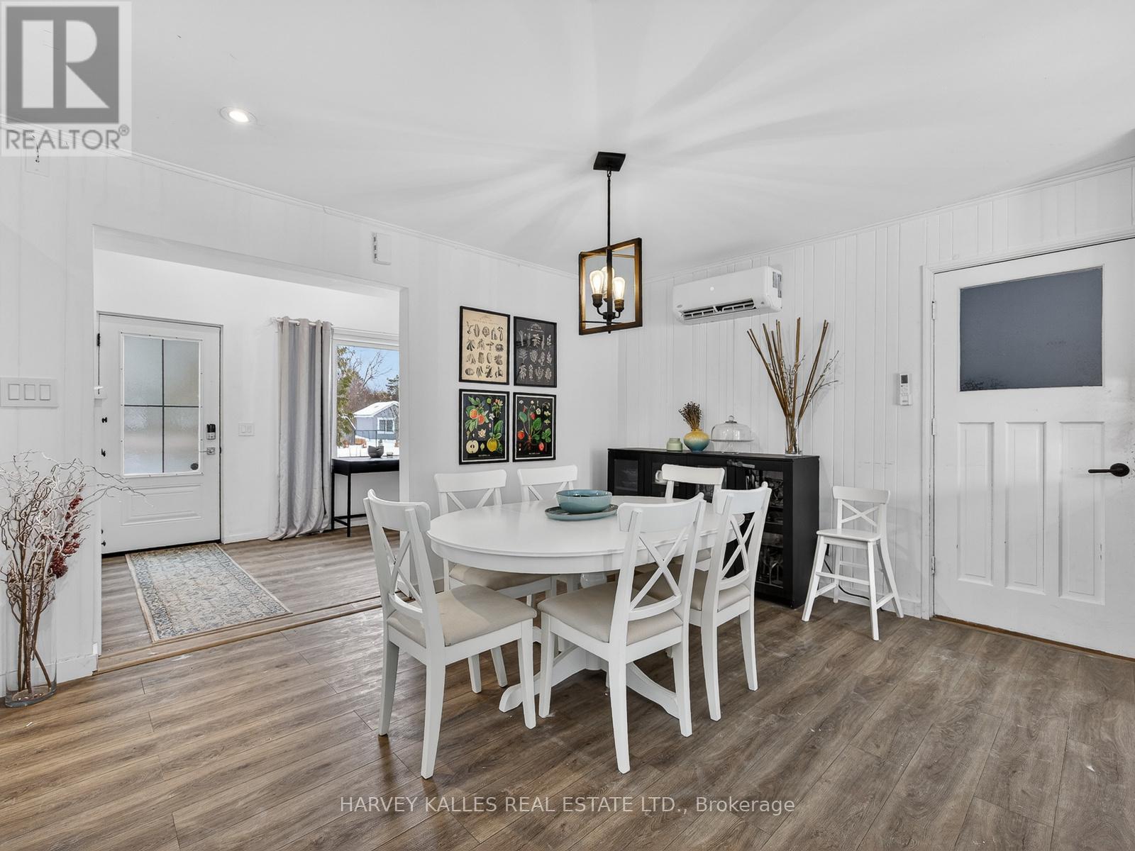 22 Second Street, Georgina, Ontario  L0E 1E0 - Photo 8 - N12784894