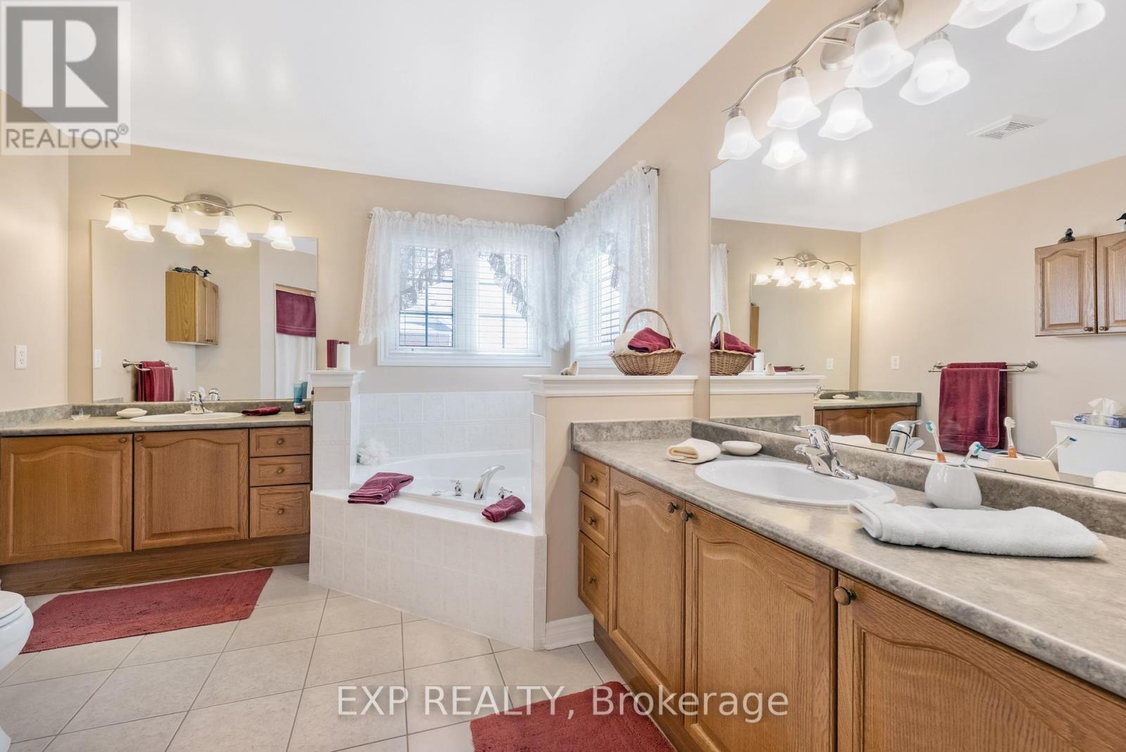 106 Succession Crescent, Barrie (Innis-Shore), Ontario  L4M 7G6 - Photo 25 - S12784858