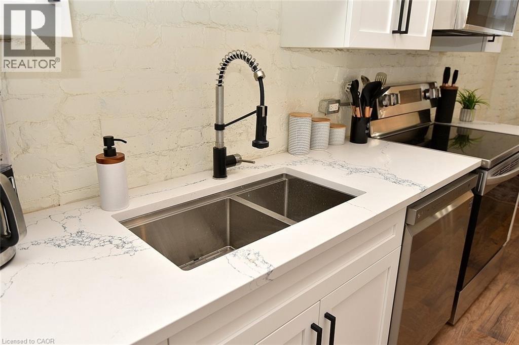 277 Main Street W, Hamilton, Ontario  L8P 1J7 - Photo 14 - 40775930