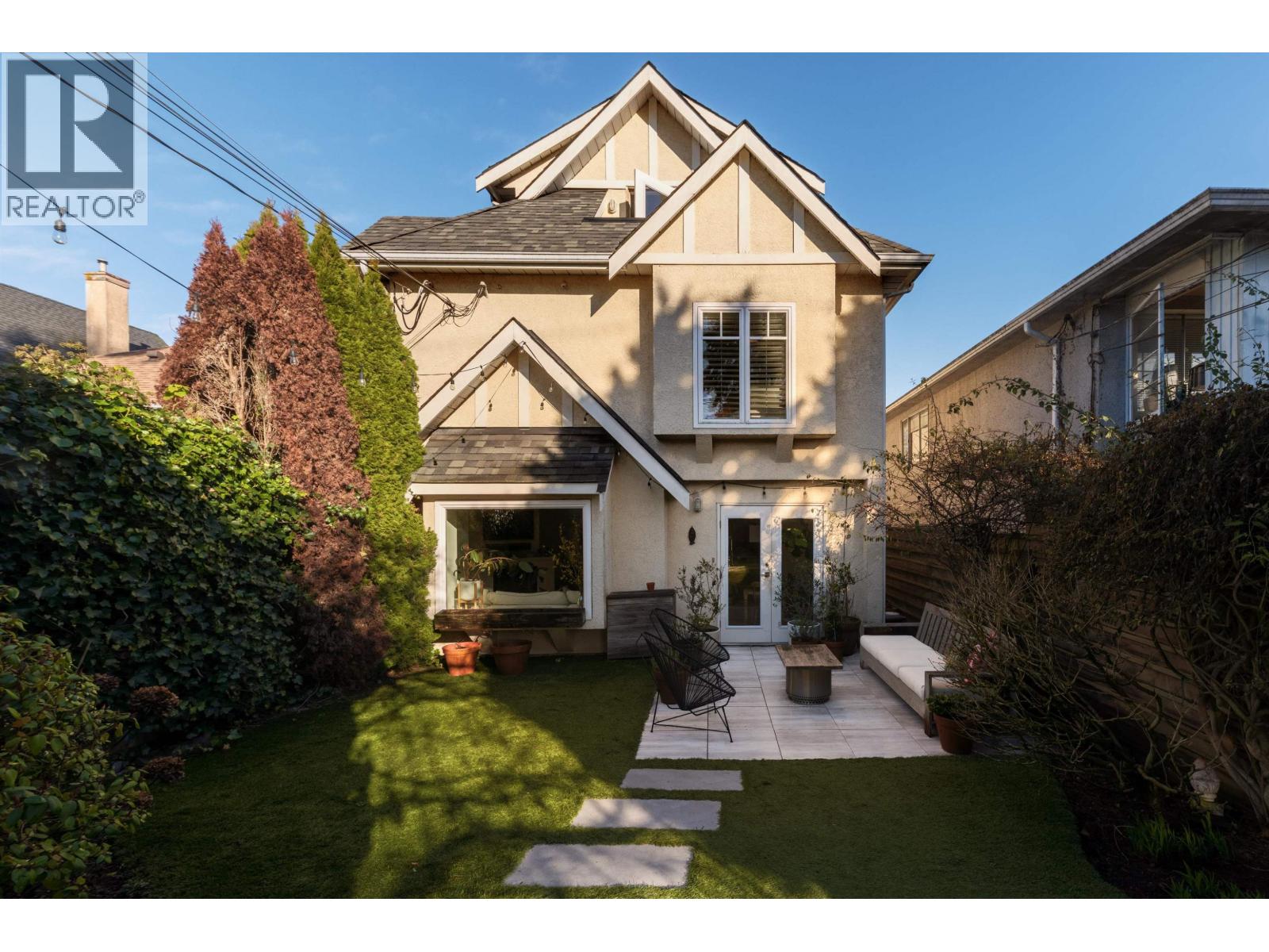 3260 W 8th Avenue, Vancouver, British Columbia  V6K 2C5 - Photo 32 - R3089197