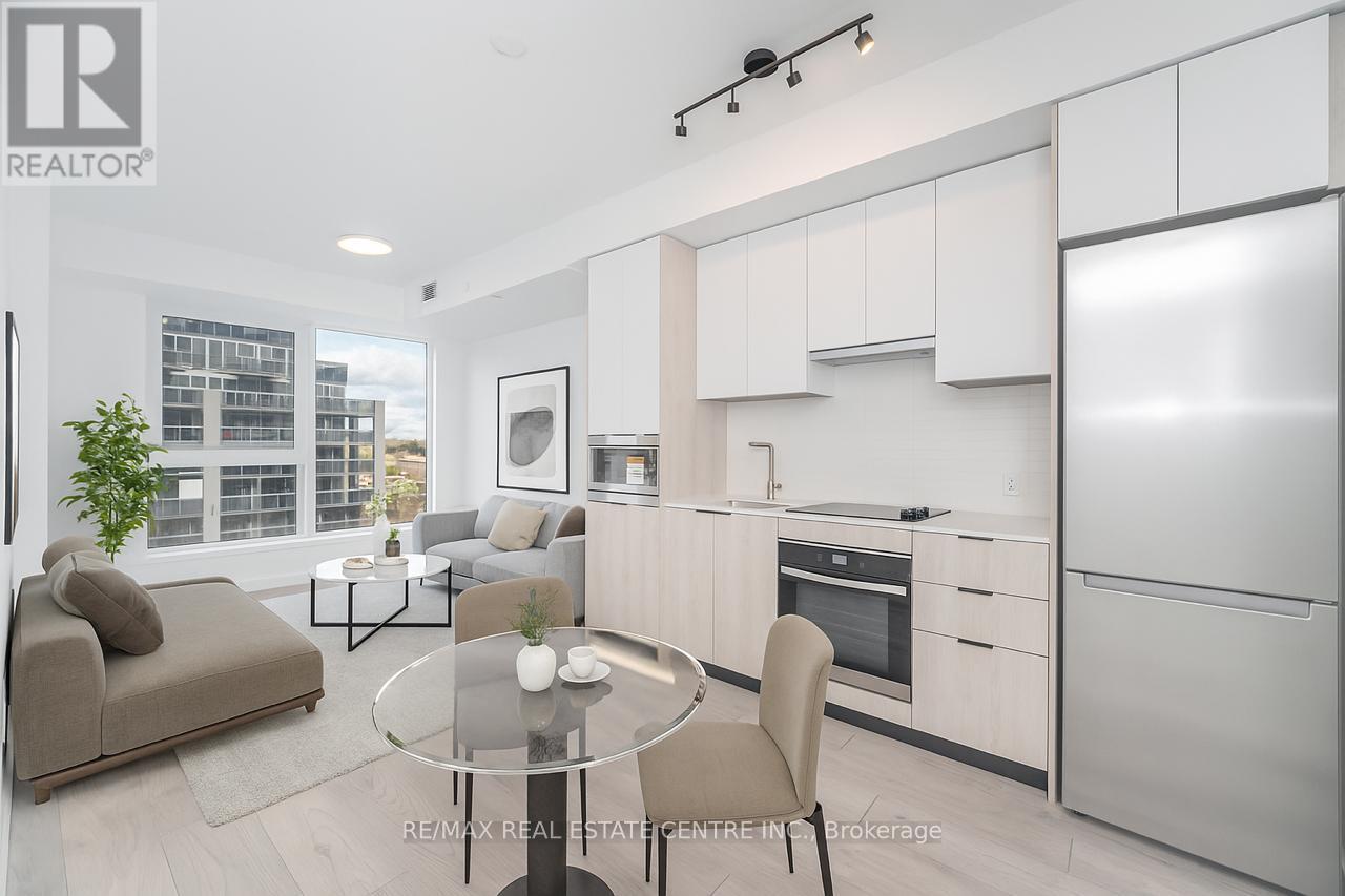 731 - 1007 The Queensway, Toronto, Ontario  M8Z 0C6 - Photo 1 - W12784778