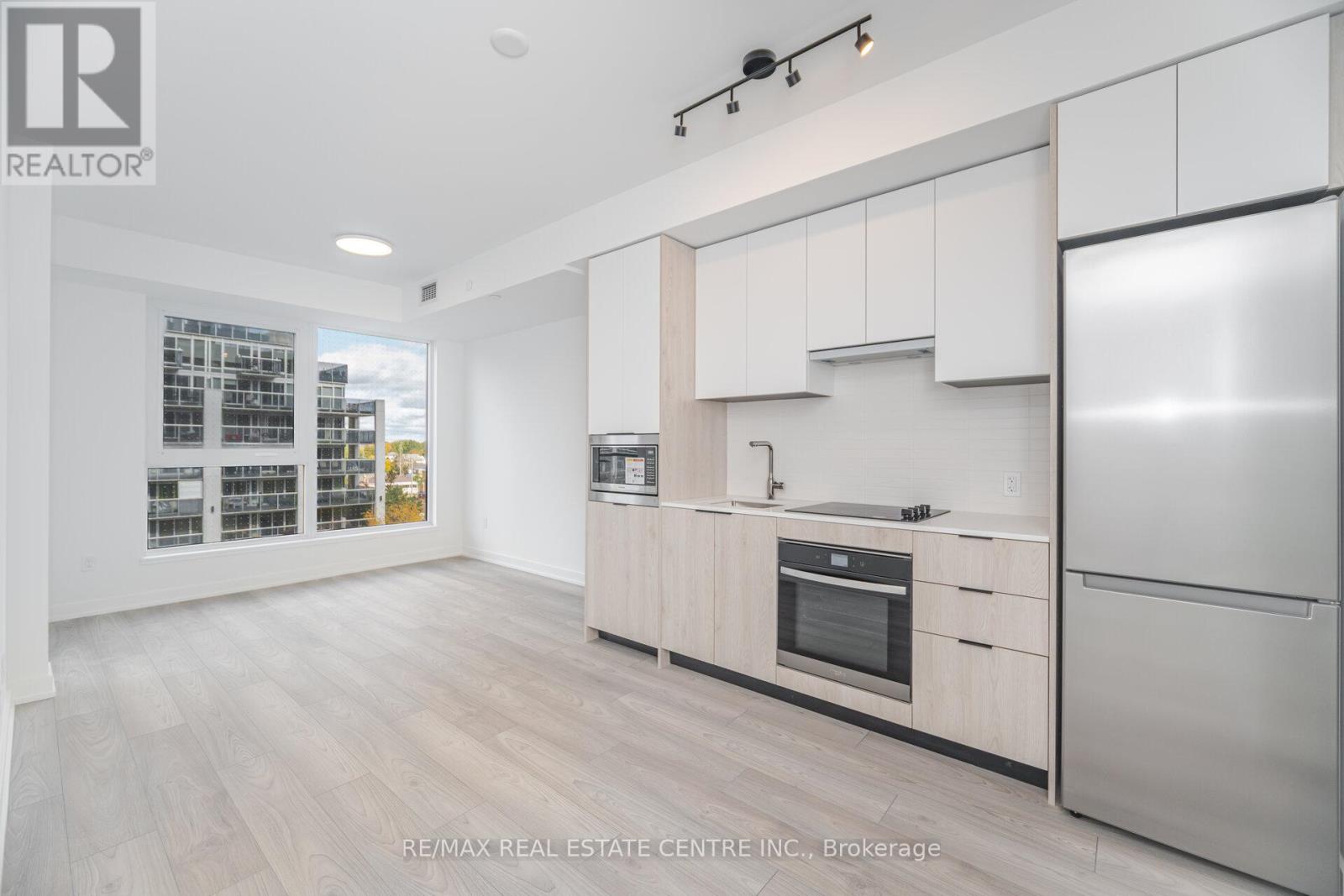 731 - 1007 The Queensway, Toronto, Ontario  M8Z 0C6 - Photo 9 - W12784778