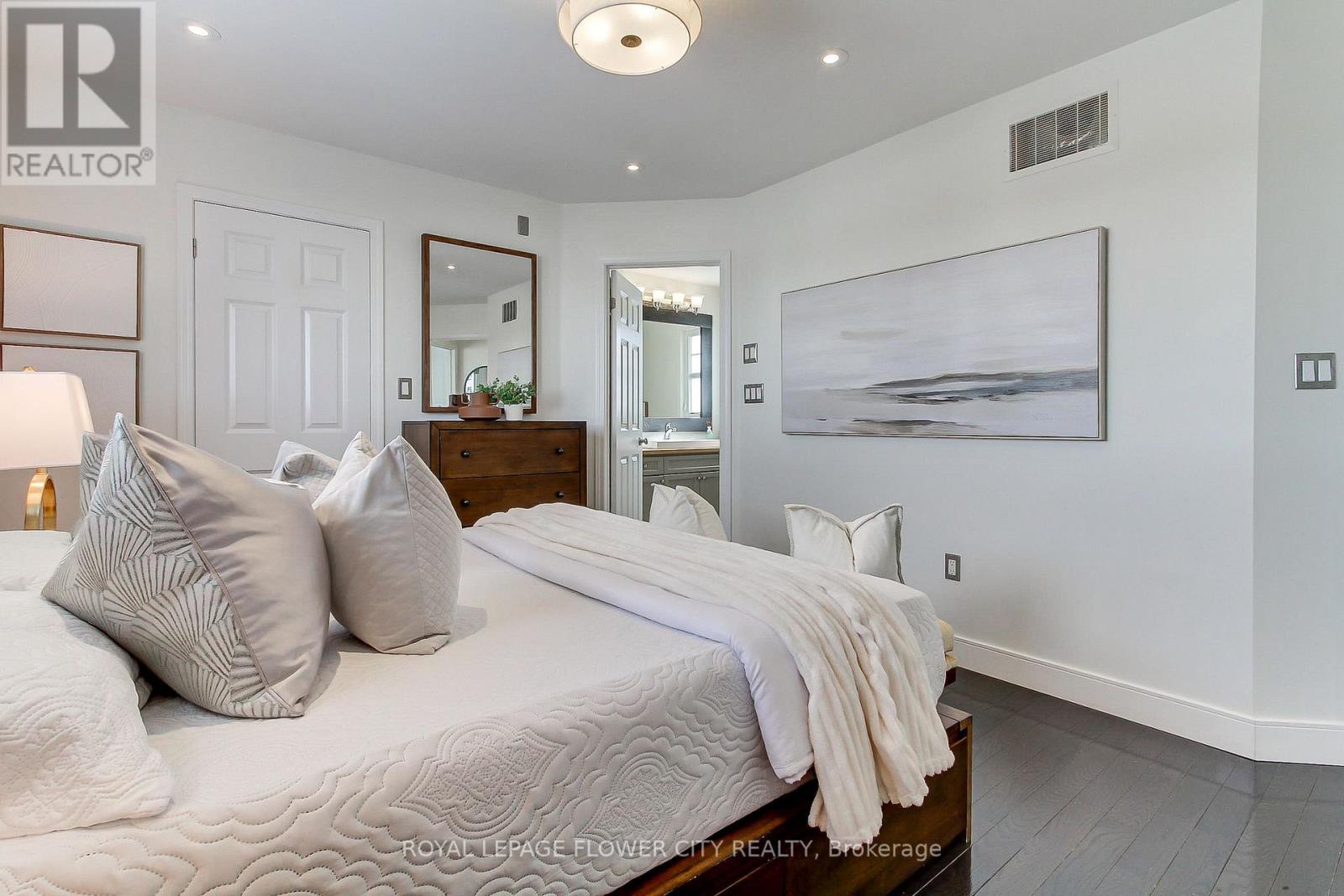 917 Mctrach Crescent, Milton, Ontario  L9T 1M5 - Photo 29 - W12784796