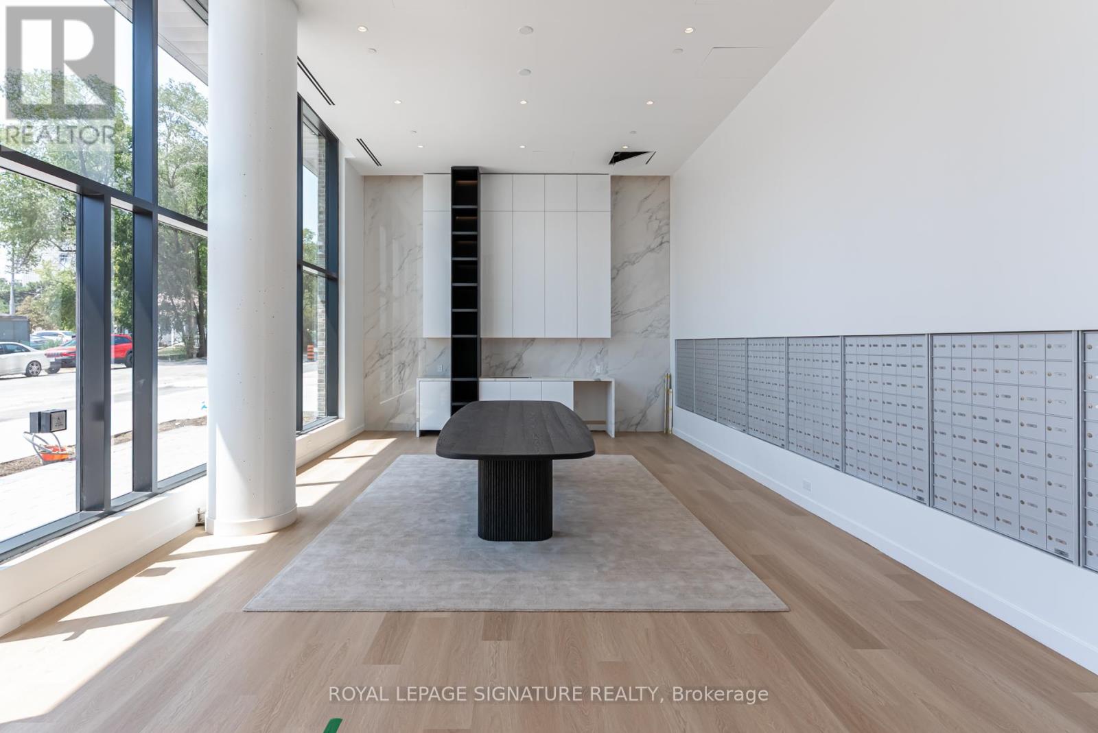 88 Agnes Street, Mississauga, Ontario  L5B 1J7 - Photo 18 - W12784810