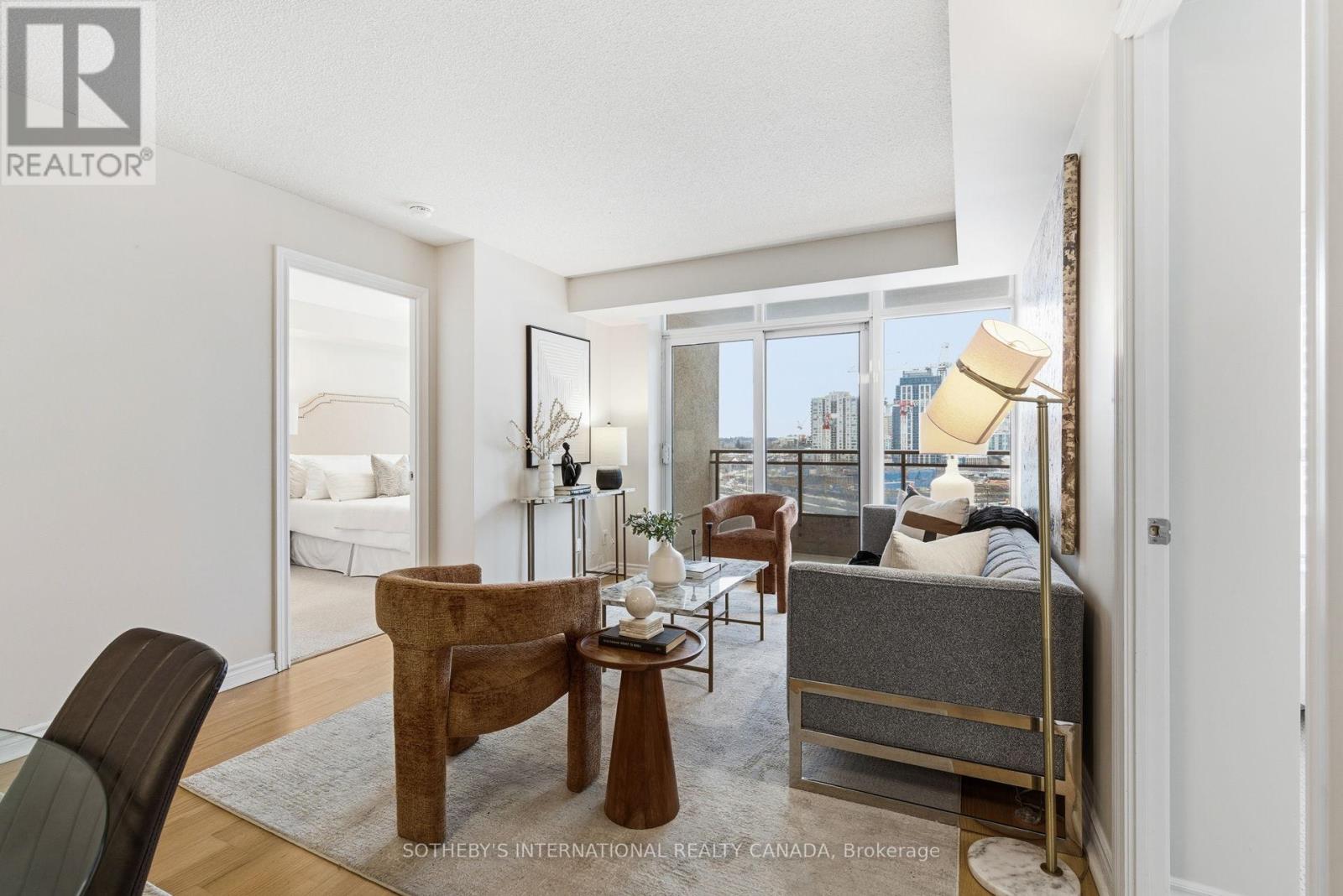 707 - 5229 Dundas Street W, Toronto, Ontario  M9B 6L9 - Photo 10 - W12784812