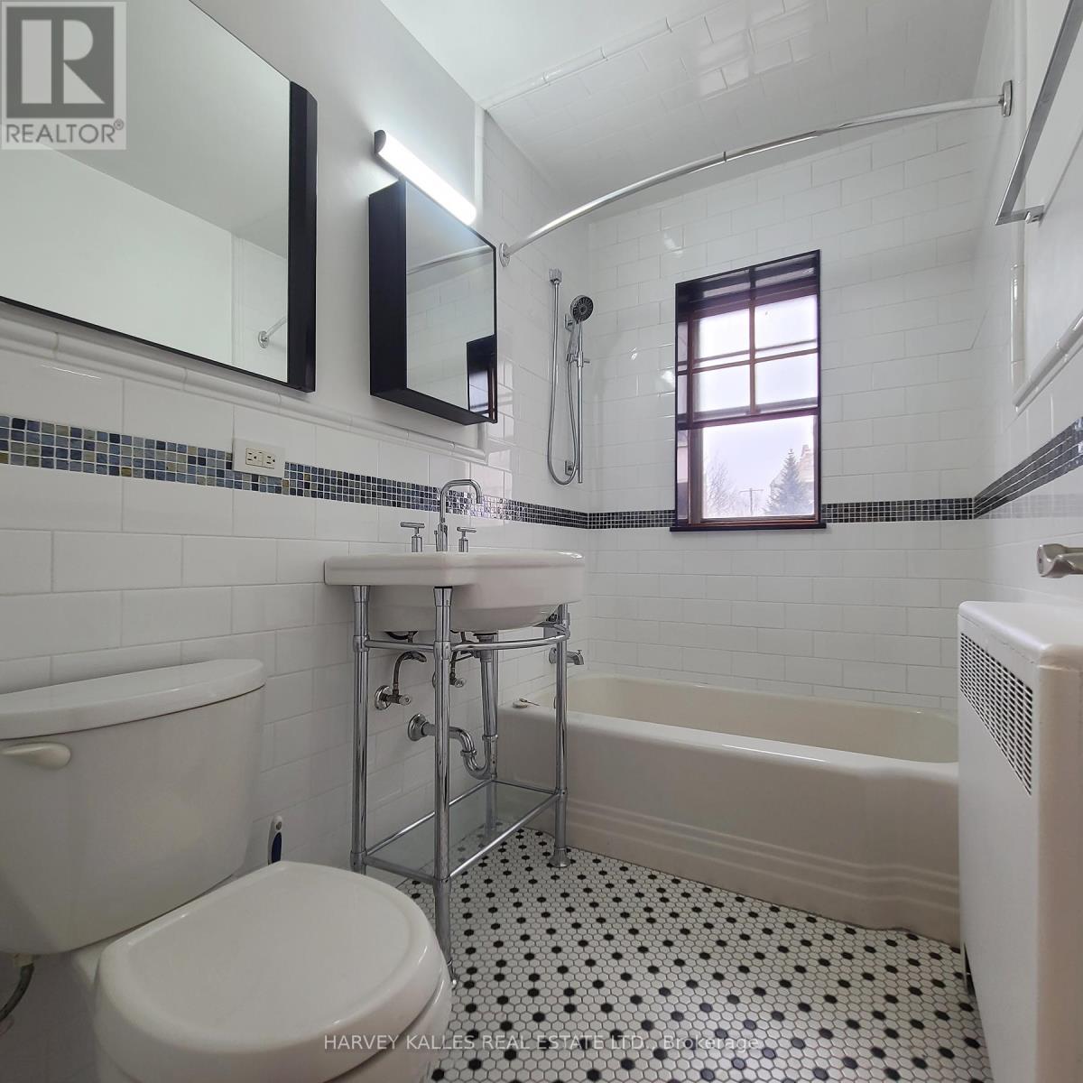 6 - 65 Old Mill Road, Toronto, Ontario  M8X 1G9 - Photo 16 - W12784834