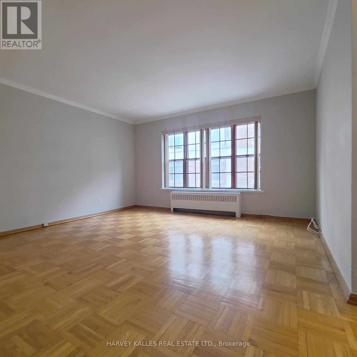 7 - 65 Old Mill Road, Toronto, Ontario  M8X 1G9 - Photo 11 - W12784842