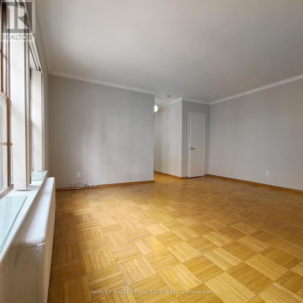 7 - 65 Old Mill Road, Toronto, Ontario  M8X 1G9 - Photo 9 - W12784842