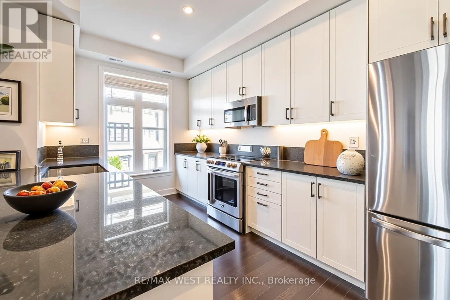 Th94 - 150 Joymar Drive, Mississauga, Ontario  L5M 2P6 - Photo 3 - W12784870