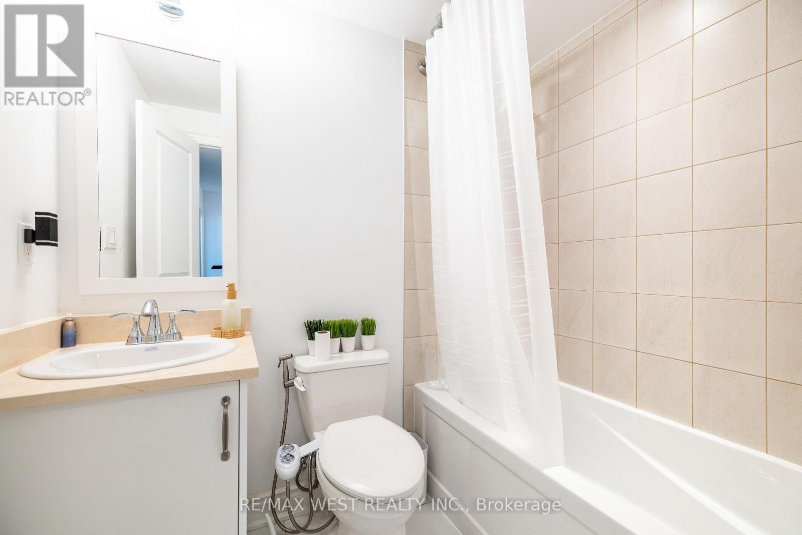 Th94 - 150 Joymar Drive, Mississauga, Ontario  L5M 2P6 - Photo 8 - W12784870