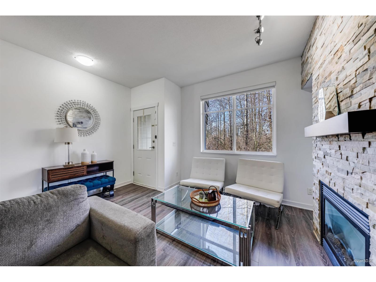 31 6635 192 Street, Surrey, British Columbia  V4N 5T9 - Photo 3 - R3089313