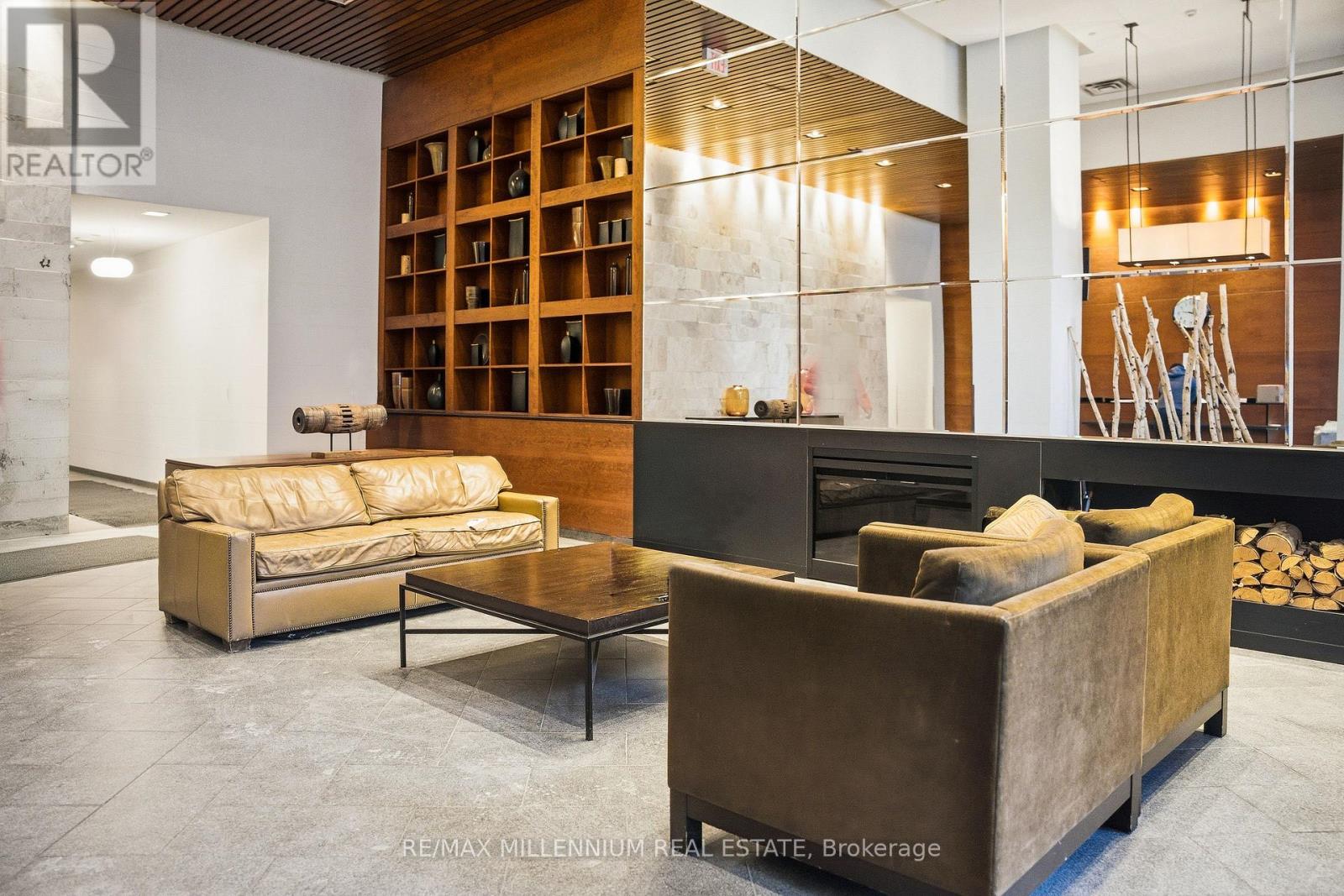 105 - 330 Princess Royal Drive, Mississauga, Ontario  L5B 4M8 - Photo 23 - W12783822