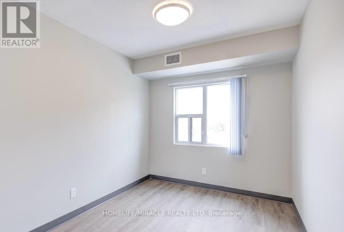 511 - 595 Strasburg Road, Kitchener, Ontario  N2E 0J7 - Photo 14 - X12784782