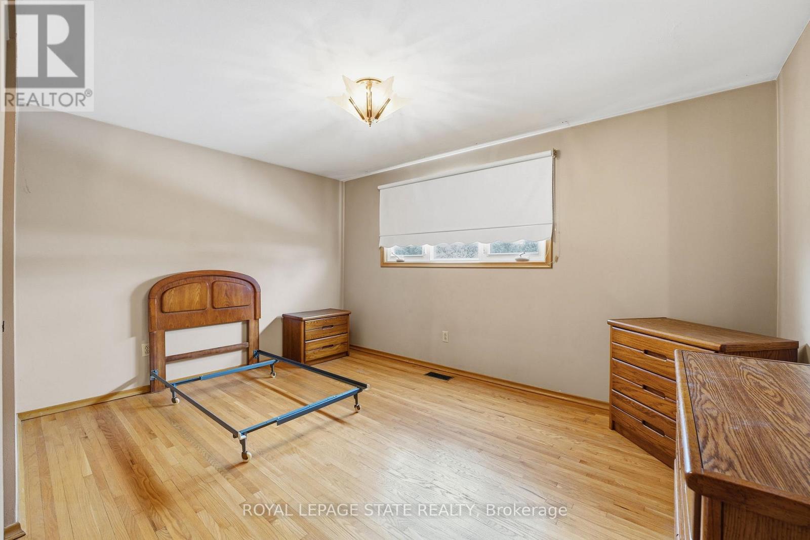 156 Kentley Drive, Hamilton, Ontario  L8E 1A7 - Photo 17 - X12784816