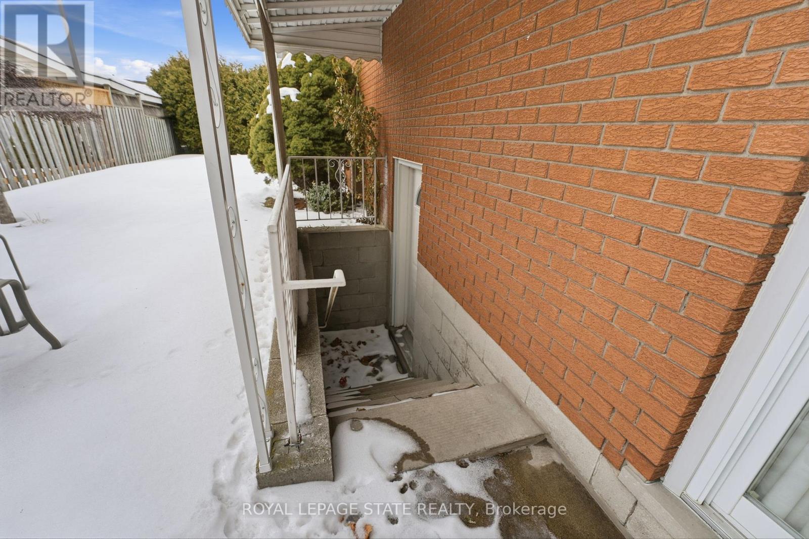 156 Kentley Drive, Hamilton, Ontario  L8E 1A7 - Photo 30 - X12784816