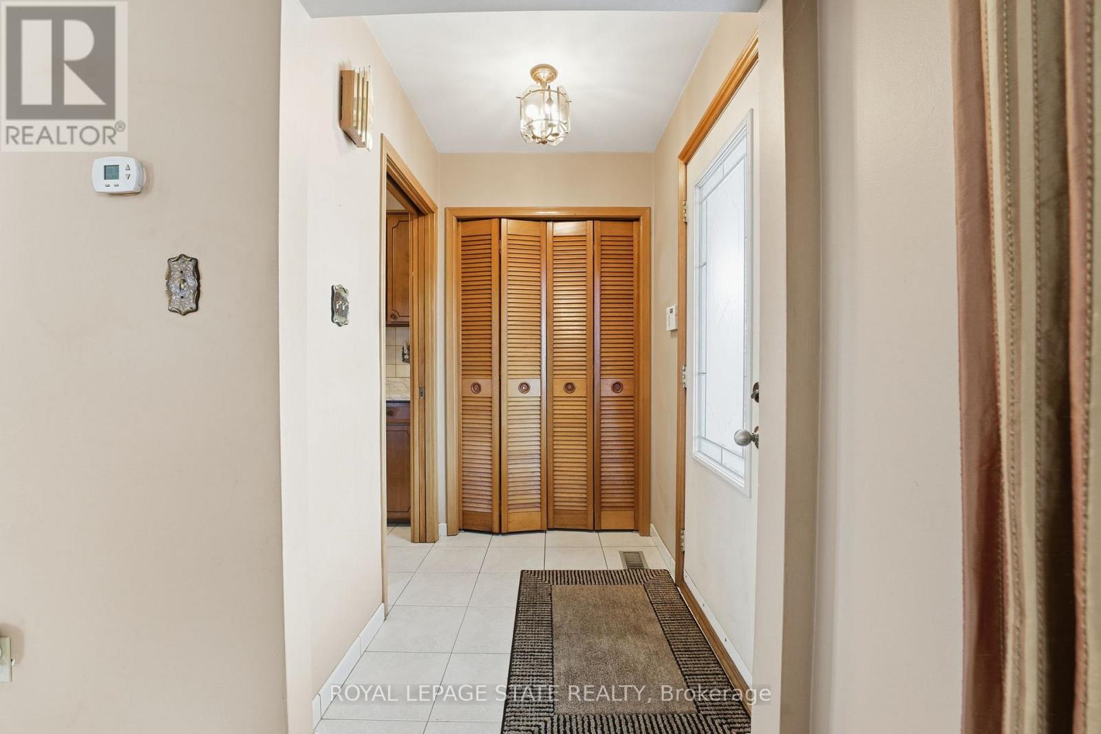 156 Kentley Drive, Hamilton, Ontario  L8E 1A7 - Photo 5 - X12784816