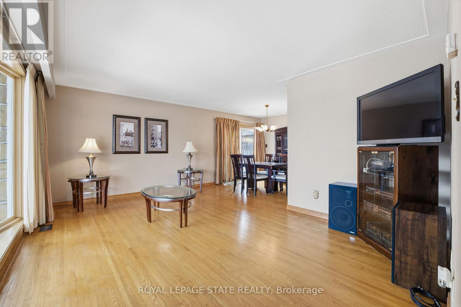 156 Kentley Drive, Hamilton, Ontario  L8E 1A7 - Photo 6 - X12784816