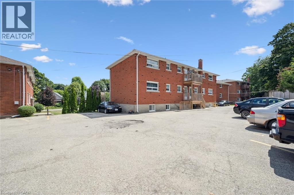 275-279 Herbert Street, Waterloo, Ontario  N2J 1V3 - Photo 8 - 40755755