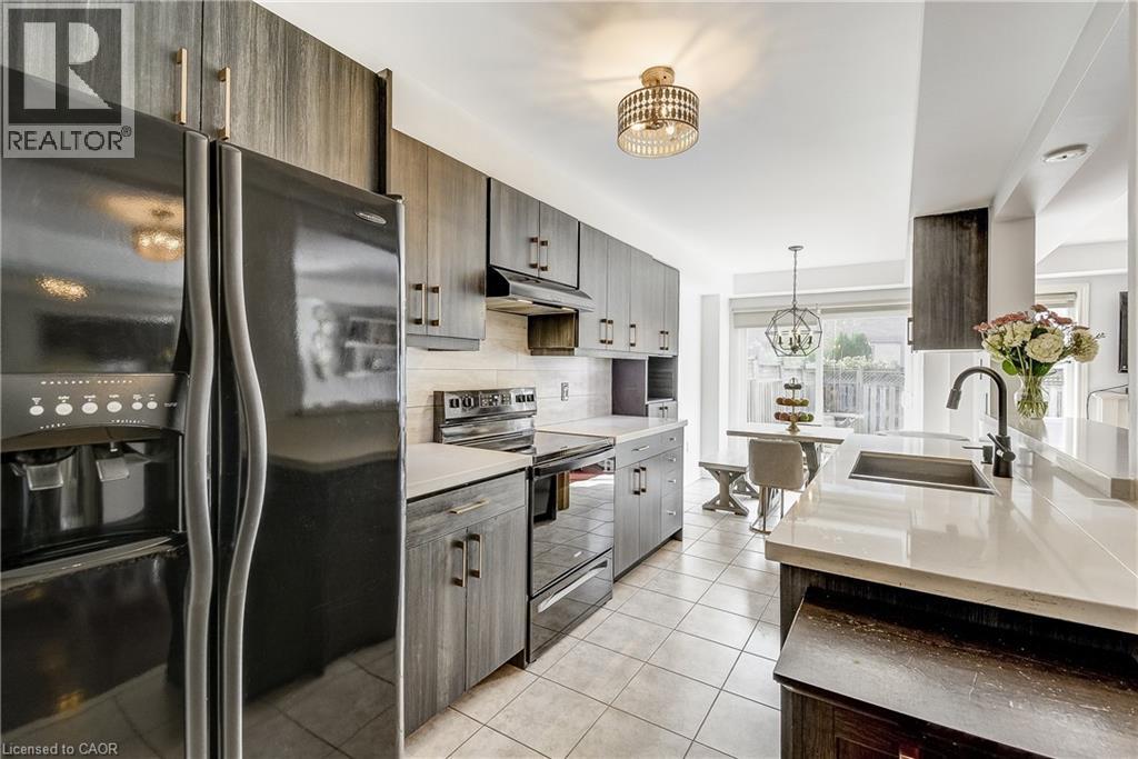 2511 Boros Road Unit# 11, Burlington, Ontario  L7M 5B2 - Photo 5 - 40779137