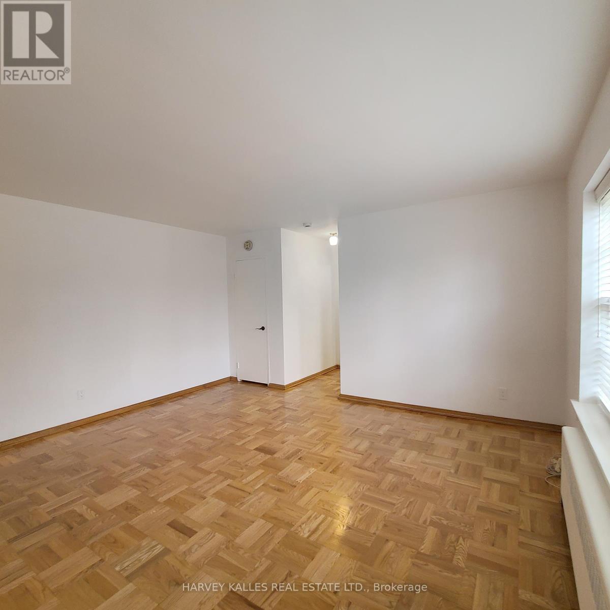 8 - 65 Old Mill Road, Toronto, Ontario  M8X 1G9 - Photo 10 - W12784850