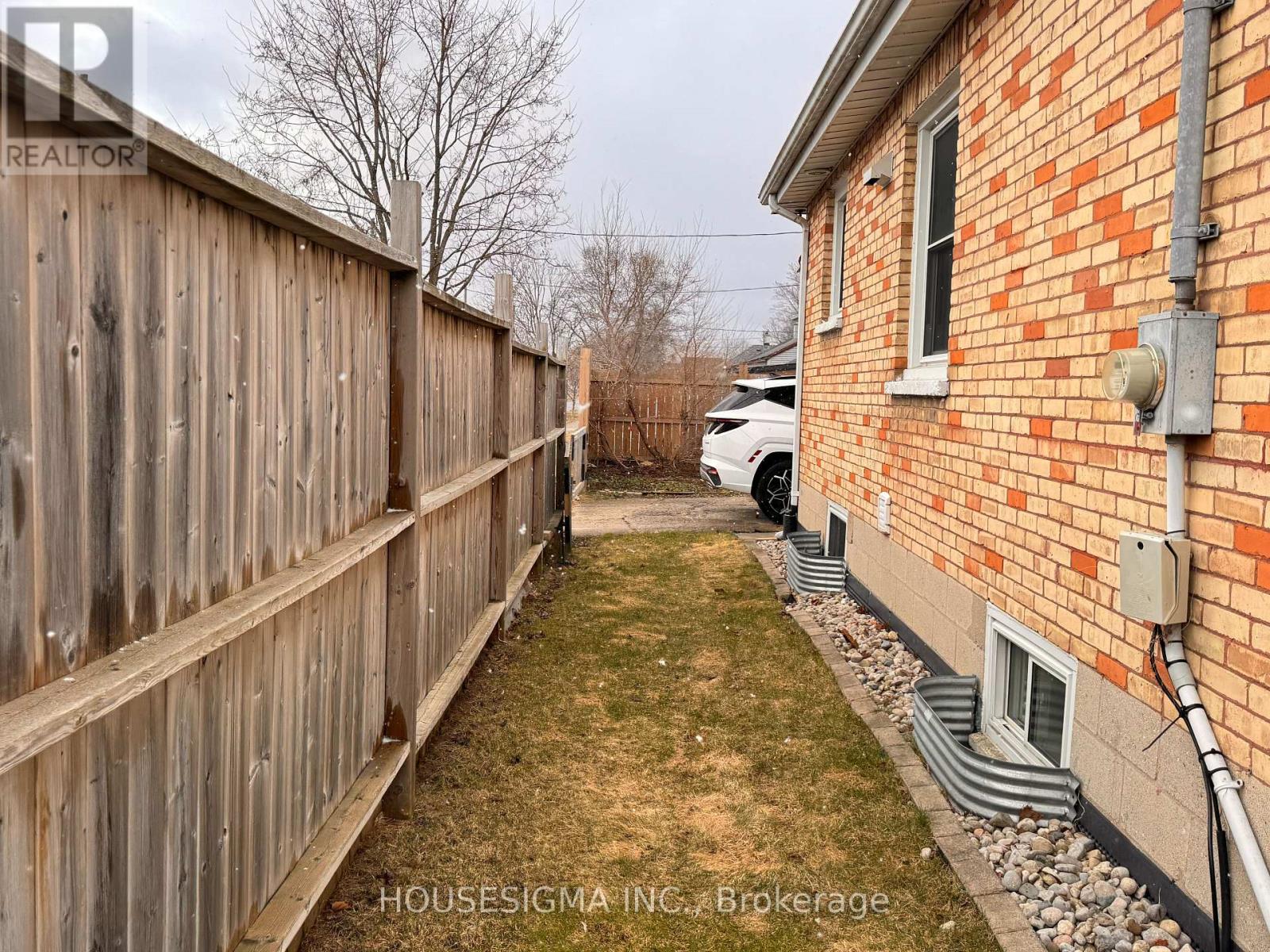 1227 Trafalgar Street S, London East, Ontario  N5Z 1H6 - Photo 22 - X12784986