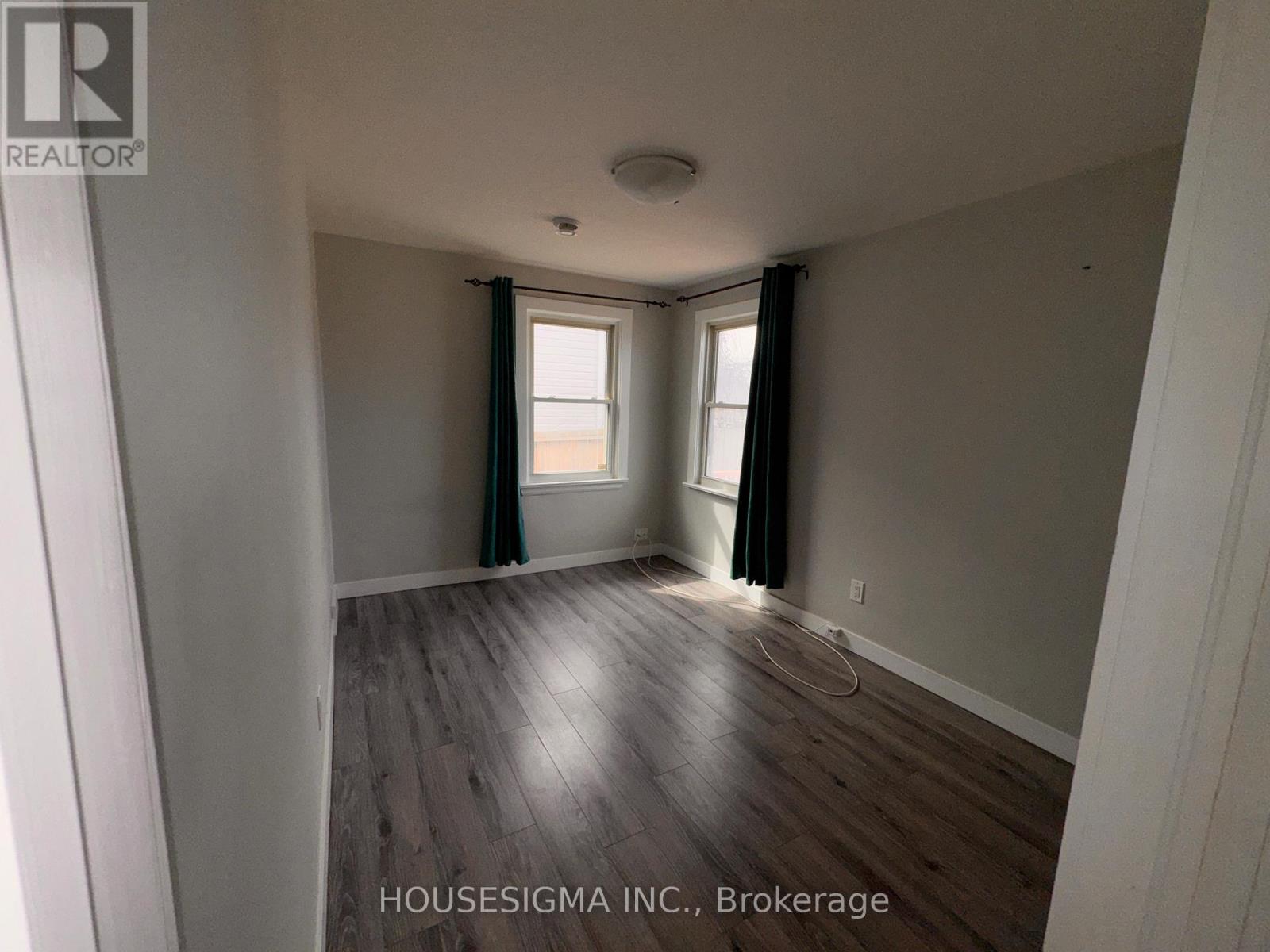 1227 Trafalgar Street S, London East, Ontario  N5Z 1H6 - Photo 8 - X12784986